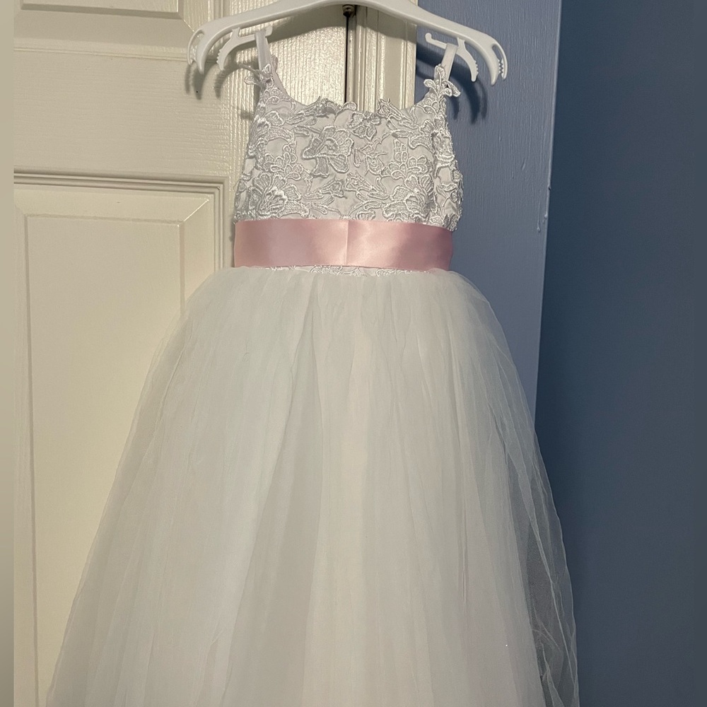 White Flower Girl Dress 2 - 3 yr